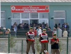 Silivri'de gece baskını paniği