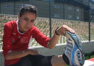 Güllü altın madalya için koşacak