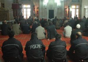 ŞEHİT POLİSLER İÇİN MEVLİT