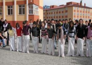 OLTU'DA DA KUTLANDI...