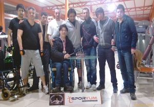 Hiç kimse bileğini bükemedi