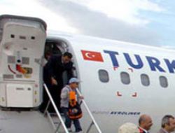 Tiryaki yolcu, uçağı kaldırtmadı