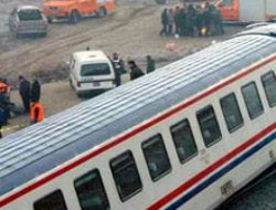 Tren kazasında 5 ölü FOTO