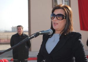 Bakan, Budak konusunda konuşmadı