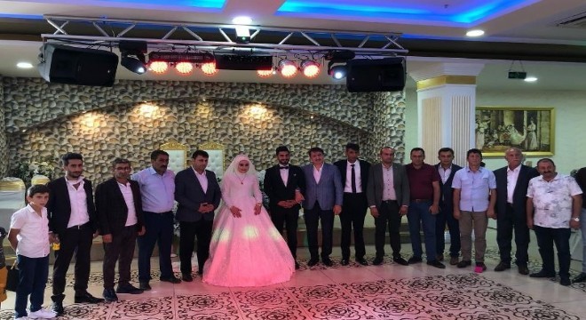 Çat'ta AK mutluluk