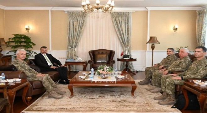 Çiftçi Bayraktaroğlu Paşayı ağırladı