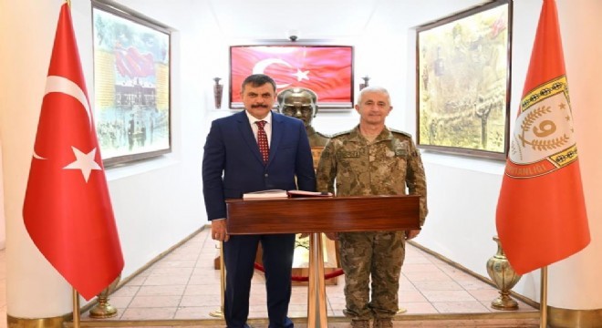 Çiftçi'den Algan Paşa'ya tebrik ziyareti
