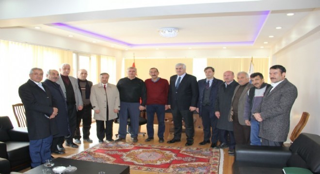 Öz'den esnafla referandum istişaresi