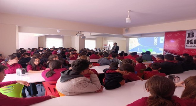 Öğrencilerinden Filistin'e destek