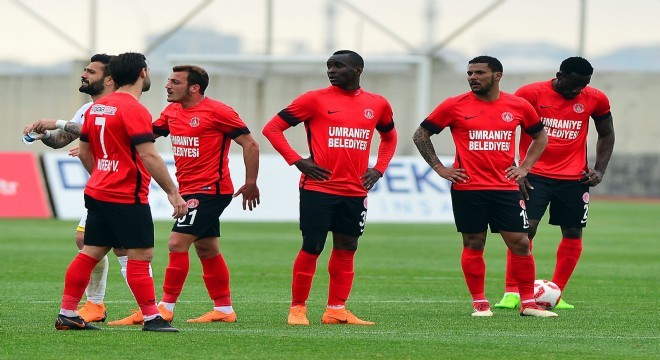 Ümraniyespor final peşinde