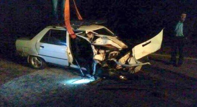 İspir'de trafik kazası: 1 ölü, 2 yaralı