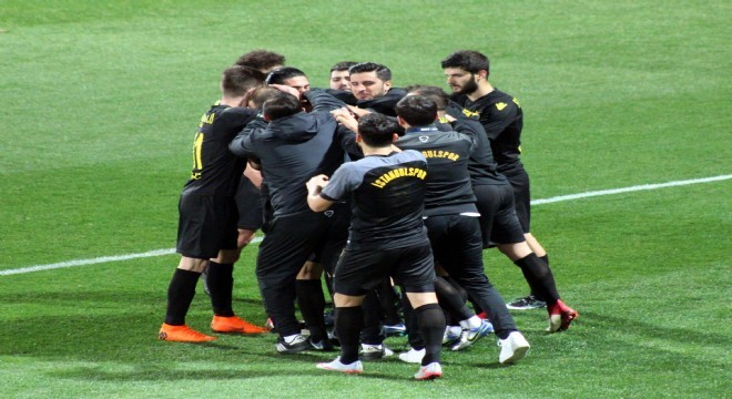 İstanbulspor 90'da teslim oldu: 1-2