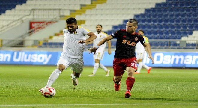 İstanbulspor Gazişehir'i puansız gönderdi