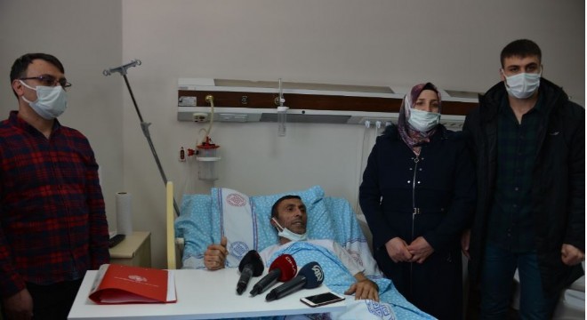 Şehit babası ambulans uçakla Erzurum'a getirildi