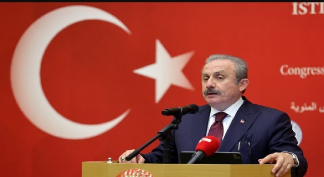 Şentop: ‘Akif yüksek karakterli fazilet örneğidir'