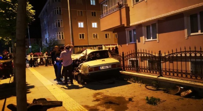 Şükrüpaşa'da feci kaza: 1 ölü, 1 yaralı