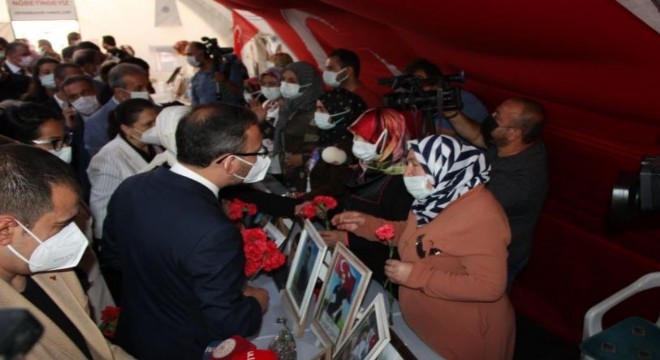 ‘Anaların yüreği bizim kırmızı çizgimizdir'