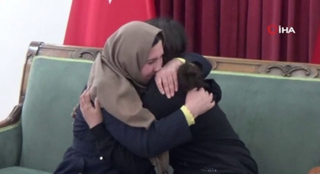 ‘Bir aile daha çocuğuna kavuştu'