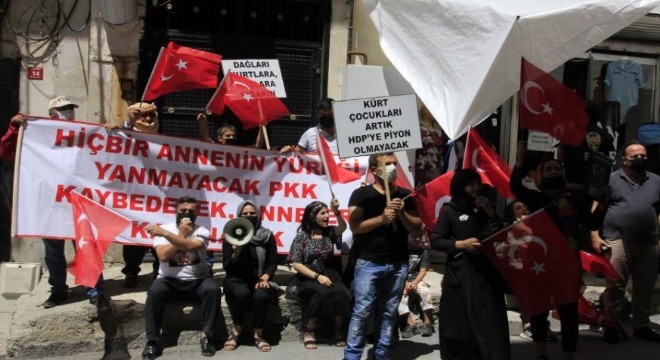 ‘Buldan'ın çocukları villalarda ve diskoteklerde'