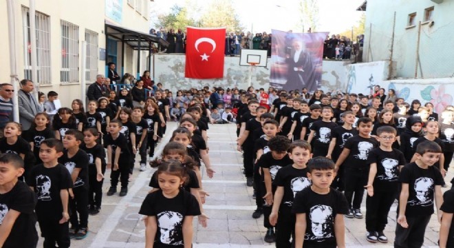 ‘Cumhuriyet Özgürlüktür'