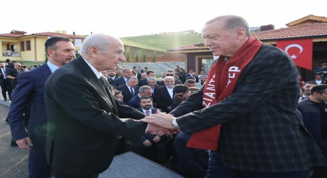 ‘Erdoğan açık ara farkla cumhurbaşkanı olmalıdır'