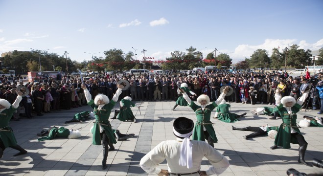 ‘Erzurum kardeşlik adresi'