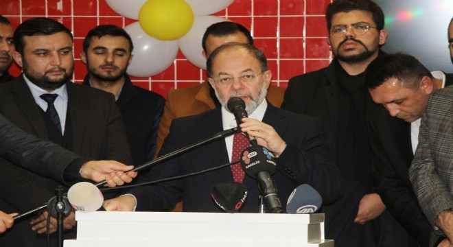 ‘Kendimizi 81 milyonun hizmetkarı olarak görüyoruz'