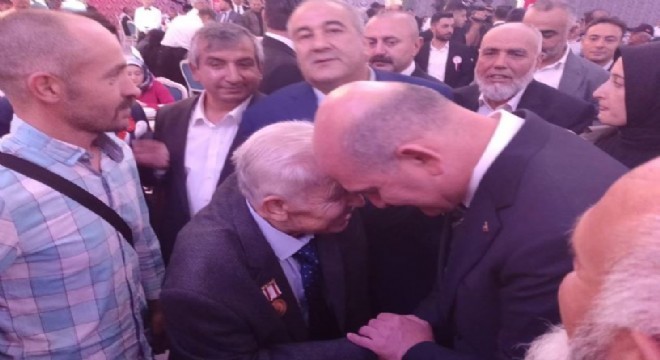 ‘Tendürek tertemiz, Tekmil veriyorum'