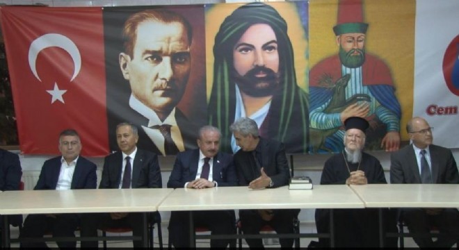 ‘Uyanık olmak mecburiyetindeyiz'