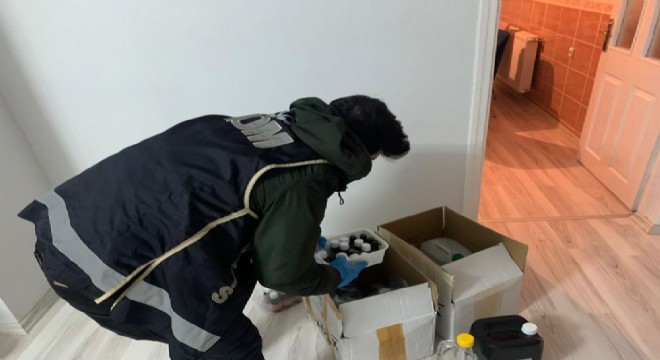 ‘Zincir Operasyonu': Litrelerce sahte içki ele geçirildi